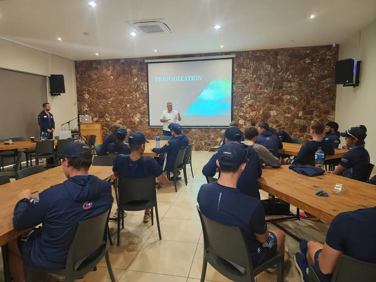 SSE players in a tactical lecture